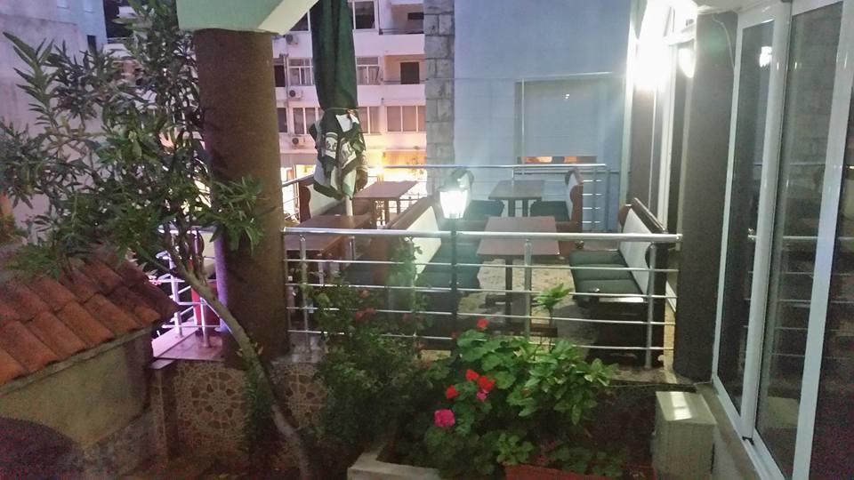 Hotel Hoti Ulcinj Exterior photo